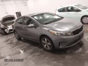 ✅ 2018 Kia Forte LX • VIN: 3KPFL4A79JE225417 • Лот: 43634091. Опубликован ранее на IAAI с пробегом 58 746 миль. Бесплатный доступ к архиву аукционных продаж из США и подробный отчёт об истории автомобиля на DreamBid. Изображение 1.