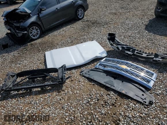 ✅ 2015 Chevrolet Silverado 1500 LT • VIN: 3GCPCREH8FG306876 • Lot: 60325575. Listed on Copart with 192,201 mi. Free auction sales archive from the USA and detailed vehicle history report at DreamBid. Image 12.