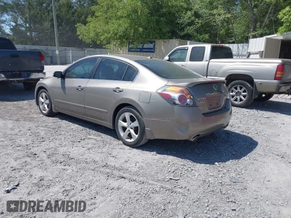✅ 2007 Nissan Altima SL • VIN: 1N4BL21E97C196766 • Lot: 42032823. Listed on IAAI with 164,514 mi. Free auction sales archive from the USA and detailed vehicle history report at DreamBid. Image 3.