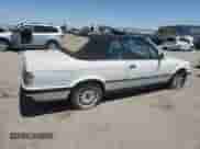 1991 BMW 3 Series z VIN WBABB2314MEC26165, wystawiony jako Copart lot #58839205 z przebiegiem 124 898 mil mil oraz Szkoda całkowita • Salvage title. Historia ofert i sprzedaży dostępna na DreamBid. Obrazek 3.