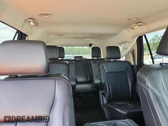 ✅ 2024 Ford Expedition XLT • VIN: 1FMJU1H8XREA78483 • Lot: 81152615. Listed on Copart with 12,560 mi. Free auction sales archive from the USA and detailed vehicle history report at DreamBid. Image 10.