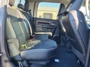 ✅ 2024 Ram 2500 Laramie • VIN: 3C6UR5FL6RG407780 • Lot: 85943325. Wystawiony na Copart z przebiegiem Nie podano. Bezpłatny archiwum sprzedaży aukcyjnych z USA i szczegółowy raport historii pojazdu na DreamBid. Zdjęcie 10.