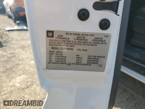 ✅ 2007 Chevrolet Silverado 2500HD LT3 • VIN: 1GCHK23D57F158753 • Lot: 67315965. Listed on Copart with 180,242 mi. Free auction sales archive from the USA and detailed vehicle history report at DreamBid. Image 12.