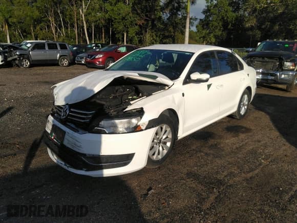 ✅ 2015 Volkswagen Passat Limited Edition • VIN: 1VWAT7A30FC003949 • Lot: 41841694. Listed on IAAI with 136,168 mi. Free auction sales archive from the USA and detailed vehicle history report at DreamBid. Image 2.
