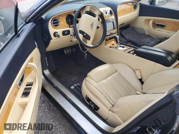 ✅ 2008 Bentley Continental GT • VIN: SCBDR33W48C054732 • Lot: 75875984. Listed on Copart with 27,424 mi. Free auction sales archive from the USA and detailed vehicle history report at DreamBid. Image 8.