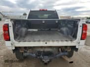 ✅ 2018 Chevrolet Silverado 2500HD Work Truck • VIN: 1GC1KUEG8JF111809 • Лот: 71122155. Опубликован ранее на Copart с пробегом 219 488 миль. Бесплатный доступ к архиву аукционных продаж из США и подробный отчёт об истории автомобиля на DreamBid. Изображение 6.