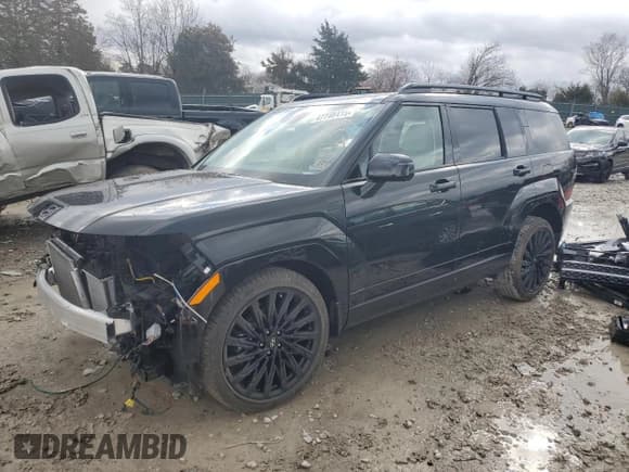 ✅ 2024 Hyundai Santa Fe Calligraphy • VIN: 5NMP54GL7RH067683 • Lot: 47748415. Listed on Copart with 11,667 mi. Free auction sales archive from the USA and detailed vehicle history report at DreamBid. Image 1.