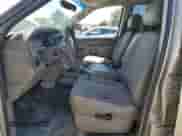 2004 Dodge 1500 ST z VIN 1D7HA18K04J203455, wystawiony jako Copart lot #69301424 z przebiegiem 156 791 mil mil oraz Szkoda całkowita • Salvage title. Historia ofert i sprzedaży dostępna na DreamBid. Obrazek 7.