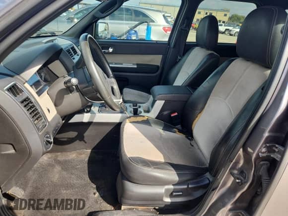 2010 Mercury Mariner Premier с VIN 4M2CN8H7XAKJ25120, выставлен на аукционе Copart как лот 89696605 с пробегом 202 807 миль миль и Списание • Salvage title. История ставок и продаж доступна на DreamBid. Изображение 7.