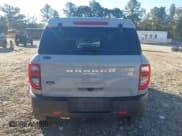 ✅ 2024 Ford Bronco Sport Big Bend • VIN: 3FMCR9B63RRE10373 • Lot: 43469816. Wystawiony na IAAI z przebiegiem 34 688 mil. Bezpłatny archiwum sprzedaży aukcyjnych z USA i szczegółowy raport historii pojazdu na DreamBid. Zdjęcie 16.