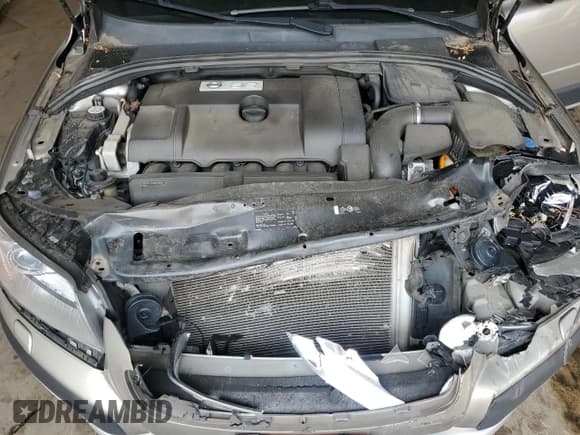 ✅ 2013 Volvo XC70 3.2L • VIN: YV4952BZ9D1157572 • Лот: 67596055. Опубликован ранее на Copart с пробегом 98 397 миль. Бесплатный доступ к архиву аукционных продаж из США и подробный отчёт об истории автомобиля на DreamBid. Изображение 12.