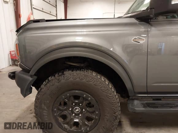 ✅ 2022 Ford Bronco • VIN: 1FMEE5DP5NLB51042 • Lot: 43123370. Listed on IAAI with 38,280 mi. Free auction sales archive from the USA and detailed vehicle history report at DreamBid. Image 19.