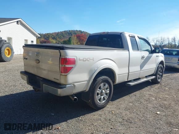 ✅ 2011 Ford F-150 XLT • VIN: 1FTFX1EF9BFD24637 • Лот: 43545014. Опубликован ранее на IAAI с пробегом 155 003 миль. Бесплатный доступ к архиву аукционных продаж из США и подробный отчёт об истории автомобиля на DreamBid. Изображение 4.