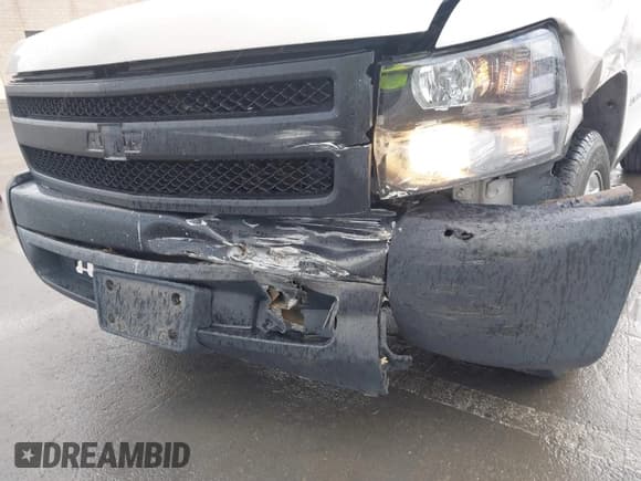 ✅ 2007 Chevrolet Silverado 1500 Work Truck • VIN: 1GCEC14X97Z612357 • Лот: 41814559. Опубликован ранее на IAAI с пробегом 176 664 миль. Бесплатный доступ к архиву аукционных продаж из США и подробный отчёт об истории автомобиля на DreamBid. Изображение 6.