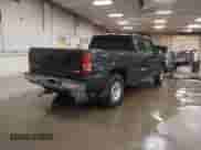 2004 GMC Sierra 1500 SLT с VIN 2GTEK19T341247820, выставлен на аукционе IAAI как лот 43127466 с пробегом 188 390 миль миль и . История ставок и продаж доступна на DreamBid. Изображение 4.