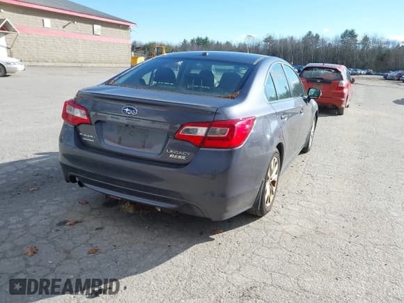 ✅ 2015 Subaru Legacy Premium • VIN: 4S3BNAF66F3069682 • Lot: 43805616. Wystawiony na IAAI z przebiegiem 326 484 mil. Bezpłatny archiwum sprzedaży aukcyjnych z USA i szczegółowy raport historii pojazdu na DreamBid. Zdjęcie 4.
