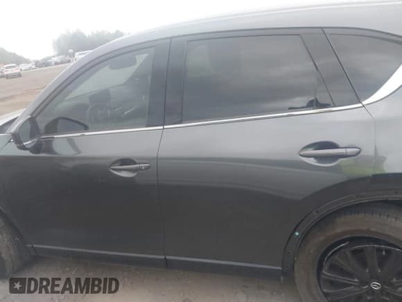 ✅ 2024 Mazda CX-5 Premium • VIN: JM3KFBDYXR0438998 • Lot: 41971111. Listed on IAAI with 17,452 mi. Free auction sales archive from the USA and detailed vehicle history report at DreamBid. Image 14.