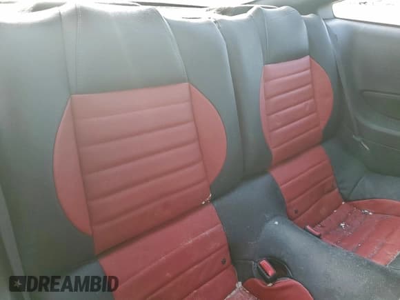 ✅ 2006 Ford Mustang Standard • VIN: 1ZVFT80N665131860 • Lot: 96371475. Listed on Copart with 149,368 mi. Free auction sales archive from the USA and detailed vehicle history report at DreamBid. Image 10.