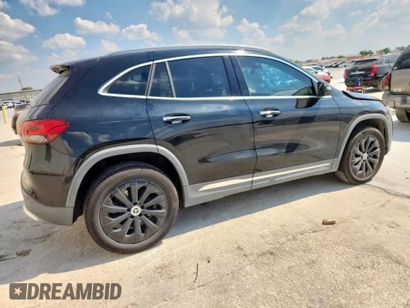 ✅ 2021 Mercedes-Benz GLA 250 • VIN: W1N4N4HB4MJ190670 • Lot: 81937845. Listed on Copart with 43,825 mi. Free auction sales archive from the USA and detailed vehicle history report at DreamBid. Image 3.