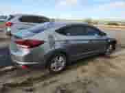 2019 Hyundai Elantra SEL с VIN 5NPD84LF7KH406414, выставлен на аукционе Copart как лот 71423335 с пробегом 161 274 миль миль и Списание • Salvage title. История ставок и продаж доступна на DreamBid. Изображение 3.