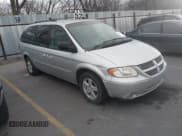 ✅ 2005 Dodge Caravan SXT • VIN: 2D4GP44LX5R335000 • Lot: 43877984. Wystawiony na IAAI z przebiegiem 231 874 mil. Bezpłatny archiwum sprzedaży aukcyjnych z USA i szczegółowy raport historii pojazdu na DreamBid. Zdjęcie 1.