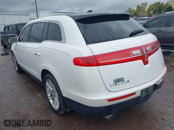 ✅ 2013 Lincoln MKT EcoBoost • VIN: 2LMHJ5ATXDBL53758 • Lot: 43536000. Listed on IAAI with 71,305 mi. Free auction sales archive from the USA and detailed vehicle history report at DreamBid. Image 3.