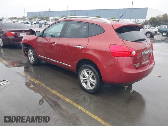 ✅ 2015 Nissan Rogue S • VIN: JN8AS5MT5FW161177 • Lot: 43766157. Wystawiony na IAAI z przebiegiem 129 966 mil. Bezpłatny archiwum sprzedaży aukcyjnych z USA i szczegółowy raport historii pojazdu na DreamBid. Zdjęcie 3.