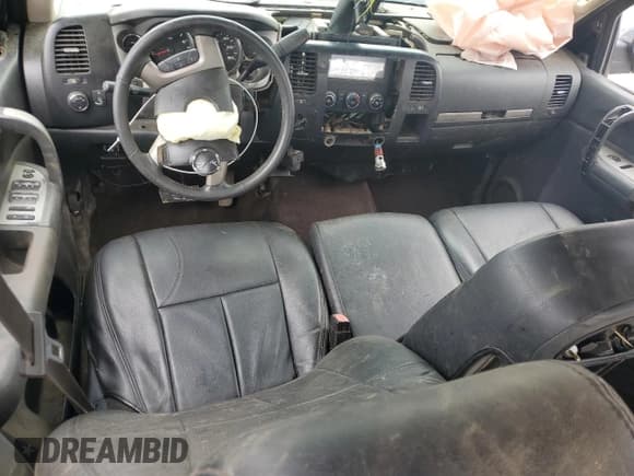 ✅ 2007 Chevrolet Silverado 2500HD 1LT • VIN: 1GCHK23657F557924 • Лот: 67369815. Опубликован ранее на Copart с пробегом 278 962 миль. Бесплатный доступ к архиву аукционных продаж из США и подробный отчёт об истории автомобиля на DreamBid. Изображение 8.