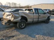 ✅ 1998 Chevrolet S-10 LS • VIN: 1GCCS19X1W8125595 • Лот: 49898835. Опубликован ранее на Copart с пробегом Не указан. Бесплатный доступ к архиву аукционных продаж из США и подробный отчёт об истории автомобиля на DreamBid. Изображение 3.