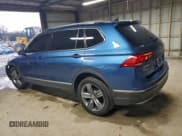 ✅ 2018 Volkswagen Tiguan SEL Premium • VIN: 3VV5B7AX5JM092453 • Лот: 93933515. Опубликован ранее на Copart с пробегом 86 177 миль. Бесплатный доступ к архиву аукционных продаж из США и подробный отчёт об истории автомобиля на DreamBid. Изображение 2.