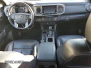 ✅ 2022 Toyota Tacoma TRD Sport • VIN: 3TYCZ5AN8NT090355 • Lot: 89726135. Listed on Copart with 50,008 mi. Free auction sales archive from the USA and detailed vehicle history report at DreamBid. Image 8.