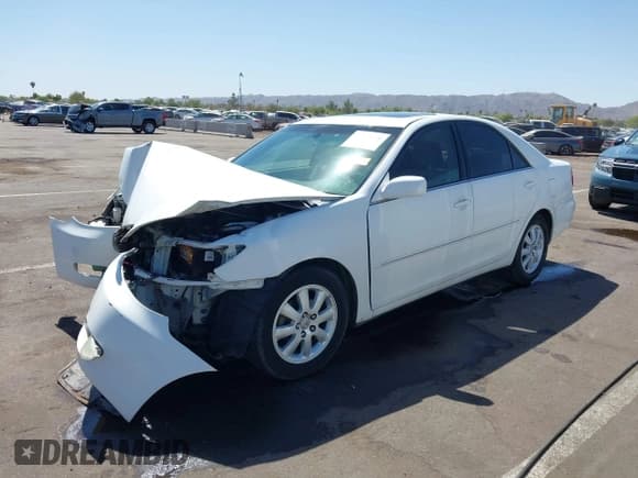 ✅ 2004 Toyota Camry LE • VIN: 4T1BE30K54U363207 • Lot: 42864126. Wystawiony na IAAI z przebiegiem 160 685 mil. Bezpłatny archiwum sprzedaży aukcyjnych z USA i szczegółowy raport historii pojazdu na DreamBid. Zdjęcie 17.