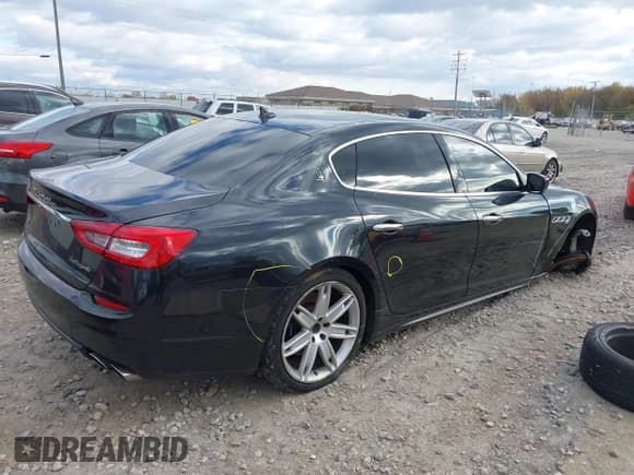 ✅ 2014 Maserati Quattroporte S Q4 • VIN: ZAM56RRA7E1081287 • Lot: 43574802. Wystawiony na IAAI z przebiegiem 93 735 mil. Bezpłatny archiwum sprzedaży aukcyjnych z USA i szczegółowy raport historii pojazdu na DreamBid. Zdjęcie 4.
