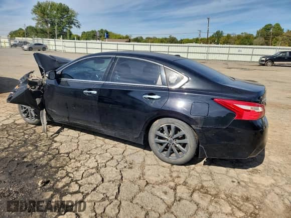 2016 Nissan Altima SL with VIN 1N4AL3AP8GC176270, listed as a Copart auction lot 89547905 with Not provided miles and Salvage title. Bid and sale history available at DreamBid. Image 2.