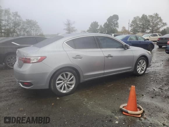 ✅ 2017 Acura ILX • VIN: 19UDE2F34HA008450 • Lot: 86468875. Wystawiony na Copart z przebiegiem 112 755 mil. Bezpłatny archiwum sprzedaży aukcyjnych z USA i szczegółowy raport historii pojazdu na DreamBid. Zdjęcie 3.