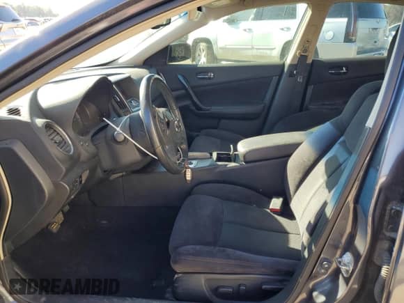 2012 Nissan Maxima S z VIN 1N4AA5AP5CC819332, wystawiony jako Copart lot #81188214 z przebiegiem Nie podano mil oraz Szkoda całkowita • Salvage title. Historia ofert i sprzedaży dostępna na DreamBid. Obrazek 7.