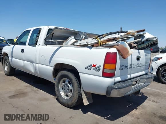✅ 2001 Chevrolet Silverado 1500 LS • VIN: 1GCEK19T21E118395 • Лот: 42276925. Опубликован ранее на IAAI с пробегом 220 451 миль. Бесплатный доступ к архиву аукционных продаж из США и подробный отчёт об истории автомобиля на DreamBid. Изображение 3.