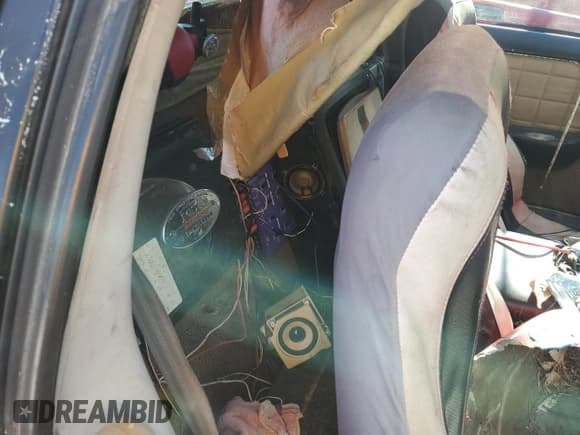 ✅ 1986 Pontiac Fiero • VIN: 1G2PF3791GP247004 • Лот: 90833035. Опубликован ранее на Copart с пробегом 141 694 миль. Бесплатный доступ к архиву аукционных продаж из США и подробный отчёт об истории автомобиля на DreamBid. Изображение 10.