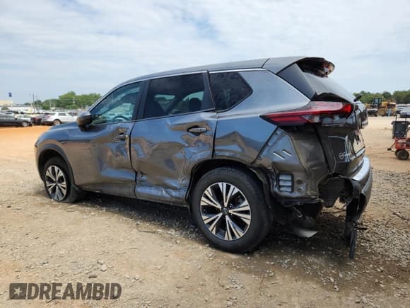 ✅ 2022 Nissan Rogue SV • VIN: 5N1BT3BA7NC728987 • Lot: 80481895. Wystawiony na Copart z przebiegiem 106 306 mil. Bezpłatny archiwum sprzedaży aukcyjnych z USA i szczegółowy raport historii pojazdu na DreamBid. Zdjęcie 2.