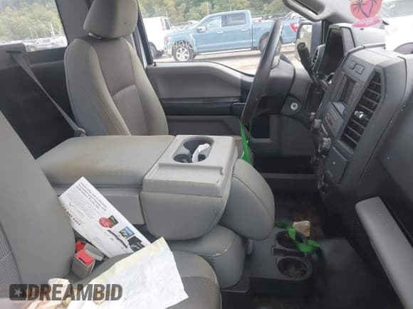 ✅ 2019 Ford F-150 XL • VIN: 1FTMF1EBXKKC47050 • Лот: 43157758. Опубликован ранее на IAAI с пробегом 113 миль. Бесплатный доступ к архиву аукционных продаж из США и подробный отчёт об истории автомобиля на DreamBid. Изображение 5.