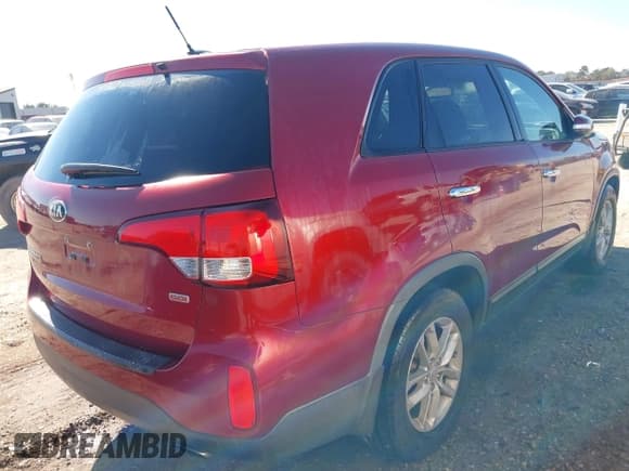 ✅ 2014 Kia Sorento LX • VIN: 5XYKT3A67EG470967 • Лот: 43534855. Опубликован ранее на IAAI с пробегом 147 433 миль. Бесплатный доступ к архиву аукционных продаж из США и подробный отчёт об истории автомобиля на DreamBid. Изображение 4.