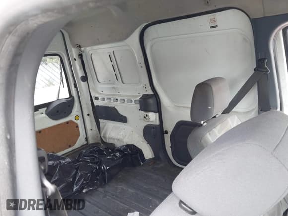 ✅ 2013 Ford Transit Connect XL • VIN: NM0LS7CN6DT156925 • Lot: 42943120. Listed on IAAI with 144,582 mi. Free auction sales archive from the USA and detailed vehicle history report at DreamBid. Image 8.