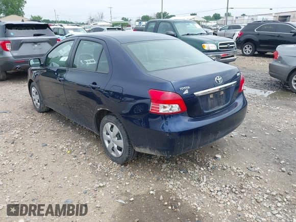 ✅ 2008 Toyota Yaris • VIN: JTDBT923581272657 • Lot: 42597090. Listed on IAAI with 103,604 mi. Free auction sales archive from the USA and detailed vehicle history report at DreamBid. Image 3.