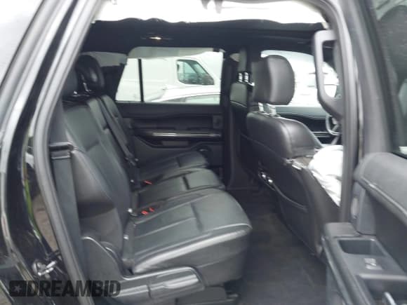 ✅ 2018 Ford Expedition Max XLT • VIN: 1FMJK1JTXJEA27185 • Лот: 42460780. Опубликован ранее на IAAI с пробегом 181 825 миль. Бесплатный доступ к архиву аукционных продаж из США и подробный отчёт об истории автомобиля на DreamBid. Изображение 8.