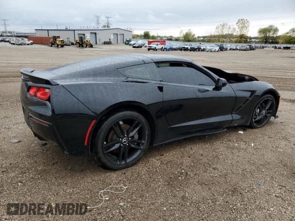 ✅ 2015 Chevrolet Corvette 1LT • VIN: 1G1YB2D72F5113226 • Lot: 85539525. Wystawiony na Copart z przebiegiem 37 743 mil. Bezpłatny archiwum sprzedaży aukcyjnych z USA i szczegółowy raport historii pojazdu na DreamBid. Zdjęcie 3.