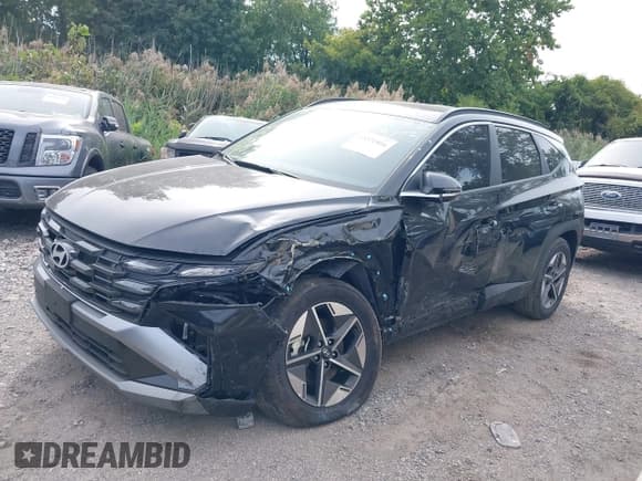 ✅ 2025 Hyundai Tucson SEL Convenience • VIN: 5NMJCCDE9SH467472 • Lot: 43221816. Wystawiony na IAAI z przebiegiem 8 081 mil. Bezpłatny archiwum sprzedaży aukcyjnych z USA i szczegółowy raport historii pojazdu na DreamBid. Zdjęcie 6.