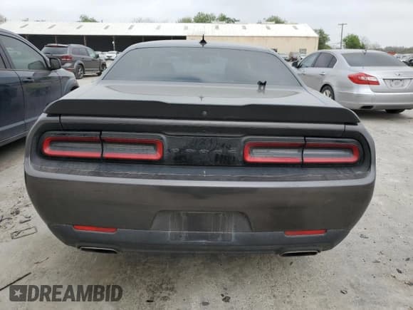 ✅ 2020 Dodge Challenger SXT • VIN: 2C3CDZAG6LH146456 • Lot: 43047473. Wystawiony na Copart z przebiegiem Nie podano. Bezpłatny archiwum sprzedaży aukcyjnych z USA i szczegółowy raport historii pojazdu na DreamBid. Zdjęcie 6.