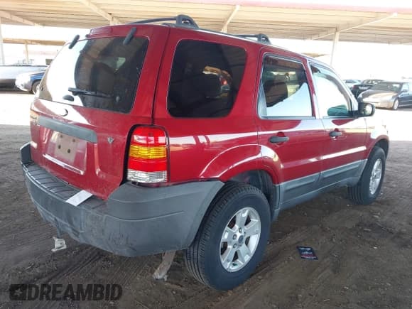 ✅ 2006 Ford Escape XLT • VIN: 1FMYU93126KB18365 • Lot: 41889706. Listed on IAAI with 134,718 mi. Free auction sales archive from the USA and detailed vehicle history report at DreamBid. Image 4.