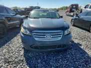 ✅ 2010 Ford Taurus Limited • VIN: 1FAHP2FW9AG134543 • Лот: 86241245. Опубликован ранее на Copart с пробегом 165 421 миль. Бесплатный доступ к архиву аукционных продаж из США и подробный отчёт об истории автомобиля на DreamBid. Изображение 5.