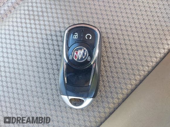 ✅ 2021 Buick Encore GX Preferred • VIN: KL4MMBS21MB162921 • Lot: 43523189. Wystawiony na IAAI z przebiegiem 23 276 mil. Bezpłatny archiwum sprzedaży aukcyjnych z USA i szczegółowy raport historii pojazdu na DreamBid. Zdjęcie 11.